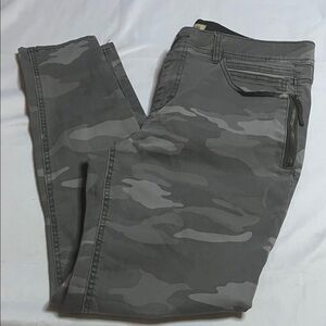 Gray Camouflage Women Jeans